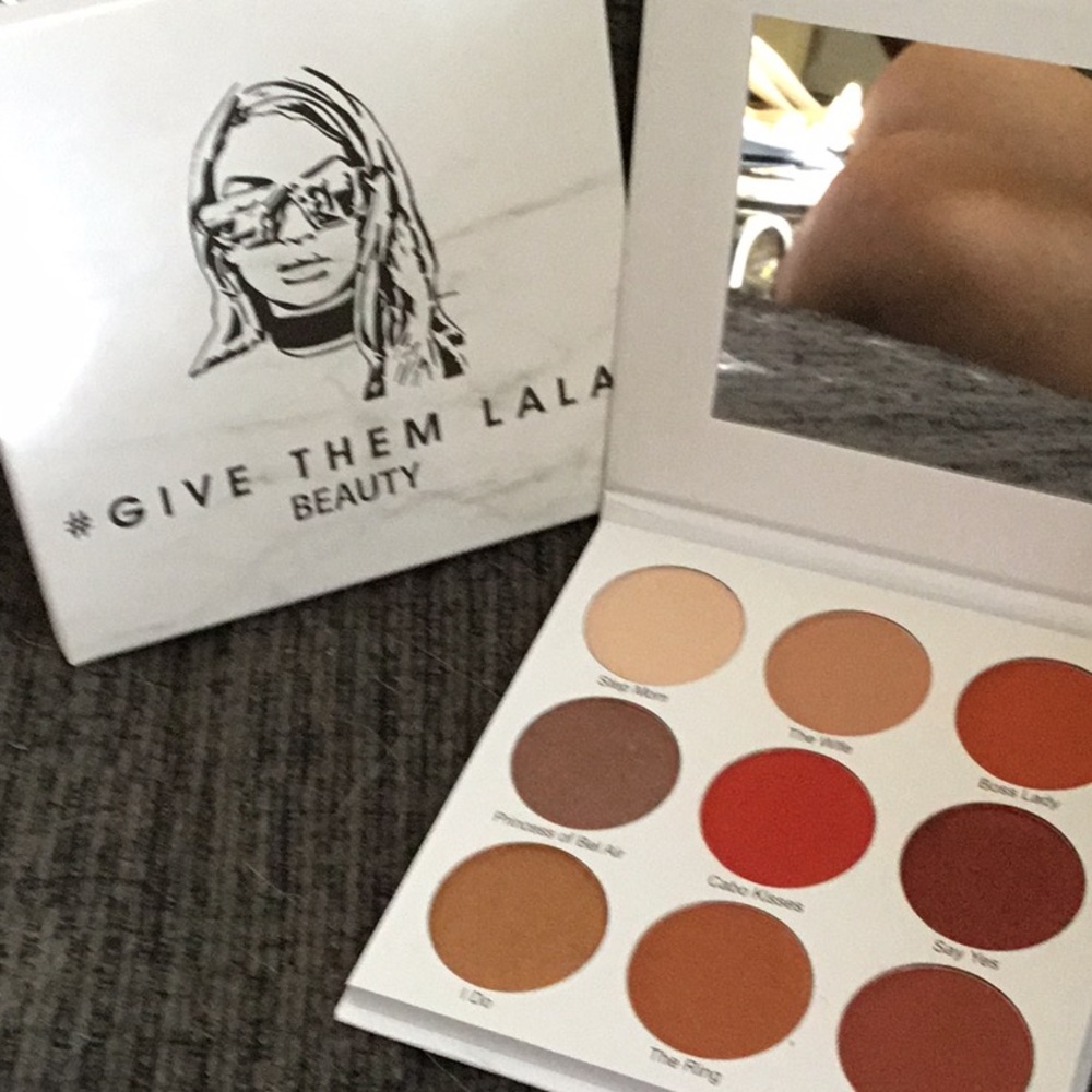 GIVE THEM LALA, The Grown Woman palette